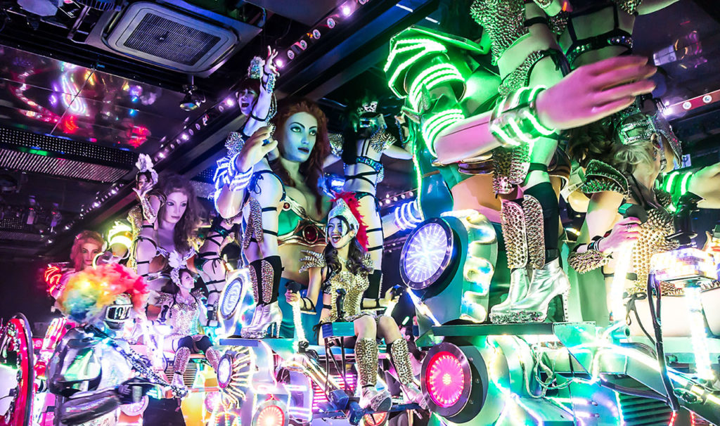 Tokyo's Robot Restaurant - For The Teen-Age Boy That Lurks In All Of Us ...